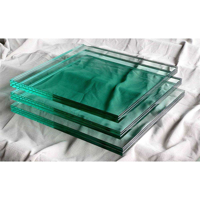 Vetro laminato con tessuto temperato