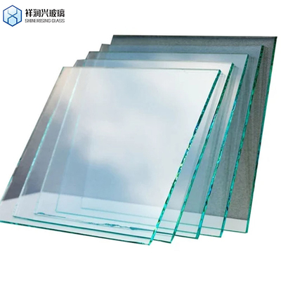 Pannello di vetro solare trasparente a disegno a basso contenuto di ferro 4 mm 32 mm Ar Coating Tempered Glass