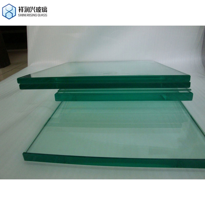 Pannello di vetro solare trasparente a disegno a basso contenuto di ferro 4 mm 32 mm Ar Coating Tempered Glass