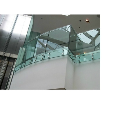 Flat Polished Edge 6mm Fassata dei mobili Vetro rinforzato per richiesta personalizzata