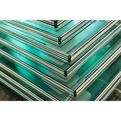 Colore 3-19mm Vetro temperato incrollabile Dimensione personalizzata Vetro curvo trasparente ultra temperato