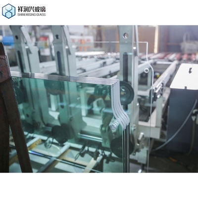 GB15763.2-2005 Standard 3mm-20mm vetro laminato temperato per armadietto di vetro doccia