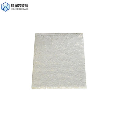 Richiesta personalizzata Flat edge lucidato 3mm-10mm Low Iron Ultra Clear More Pattern Glass