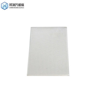 Richiesta personalizzata Flat edge lucidato 3mm-10mm Low Iron Ultra Clear More Pattern Glass