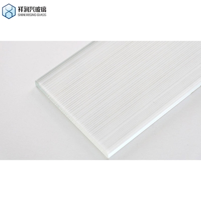 Fabbricazione di mobili di vetro laminato