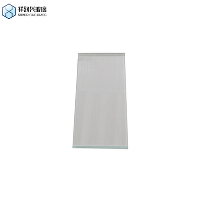 Fabbricazione di mobili di vetro laminato