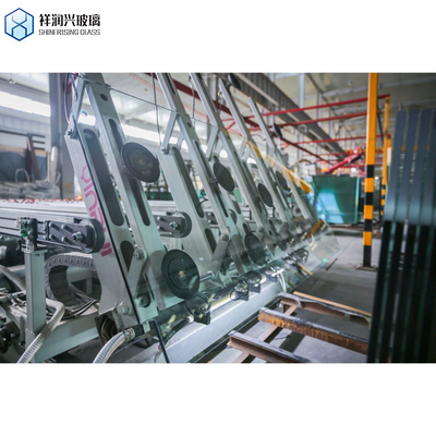 3c/CE/ISO Certificato 3mm-19mm Low Iron Tempered Shower Glass per la decorazione del bagno