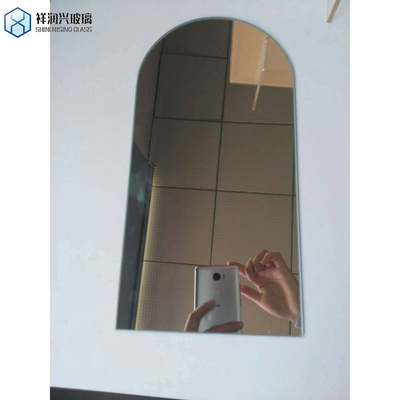 I produttori di Qingdao offrono uno specchio retrò a due facce trasparente in vetro di alluminio