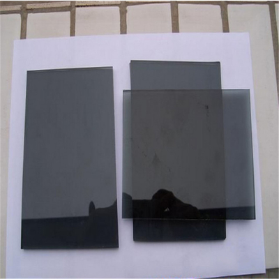 Arte edilizia vetro bianco dichroico personalizzato vetro laminato con rivestimento a gradiente temperato