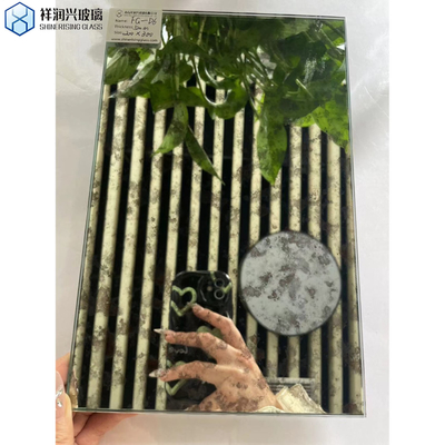 Disegno personalizzato Spigolo bello Standclear Fabbriche di vetro galleggiante per prodotti personalizzati