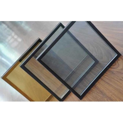 Porta divisoria per edifici commerciali Tempered Low-E Double Glazing Glass isolante con persiane incorporate