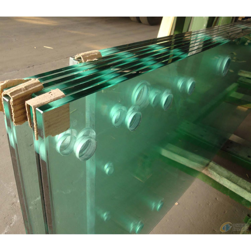 Vetro laminato laminato 4mm 5mm 6mm 8mm 10mm 12mm 15mm Spessore per edifici commerciali