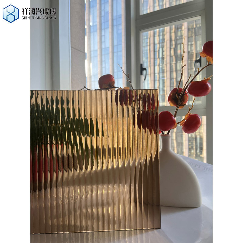 Extra Ultra Chiaro Basso Ferro Tintato Foglio Riflettente Vetro Flotante Bronzo Blu Scuro Verde Grigio Euro Grigio 2mm 3mm 4mm 5mm 6mm 8mm 10mm 12mm 15mm 19mm