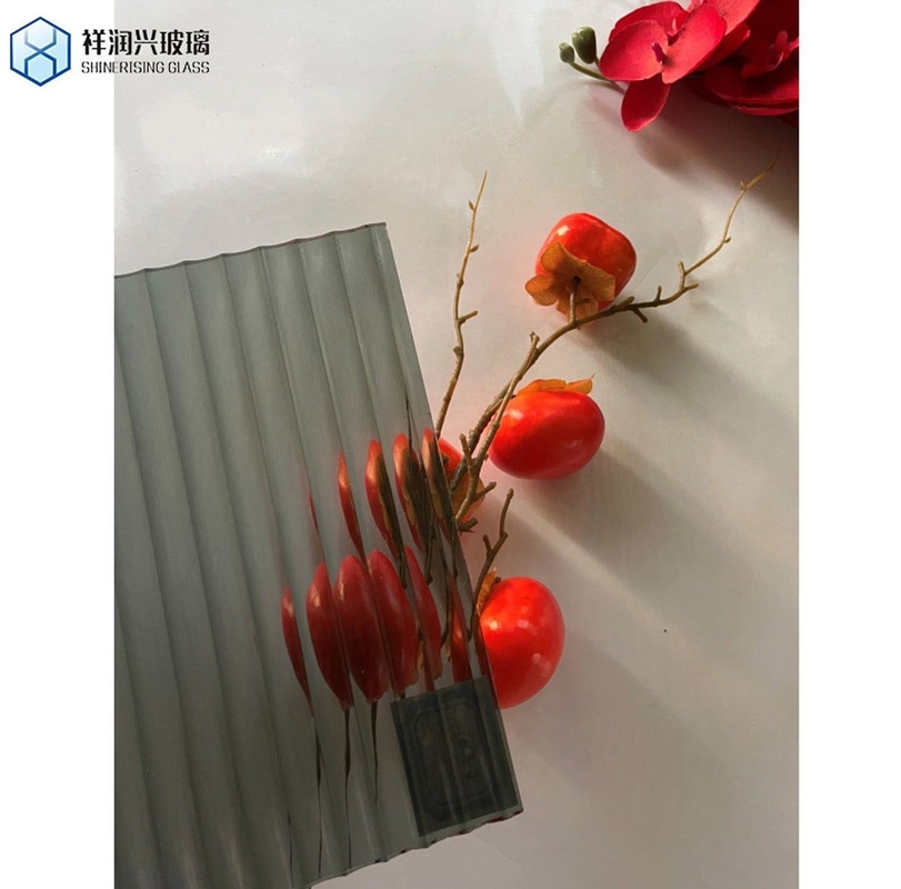 Lastra di vetro galleggiante colorata riflettente rinforzata 4mm 5mm 6mm 7mm su richiesta personalizzata