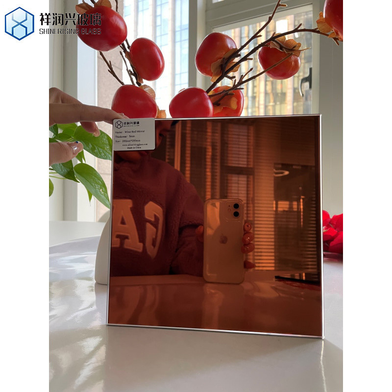 Richiesta personalizzata Multilayer Mirror Glass Wall Decor con effetto di estensione infinita