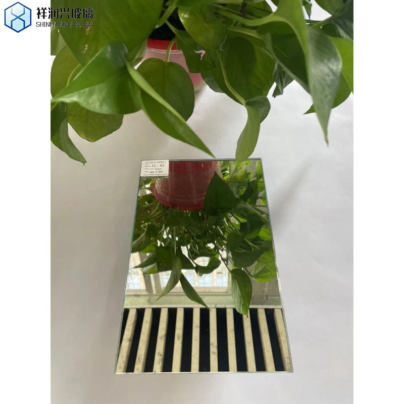 Flat Polished Edge Work Grizzly Antique Mirror Glass per la decorazione degli interni Parete